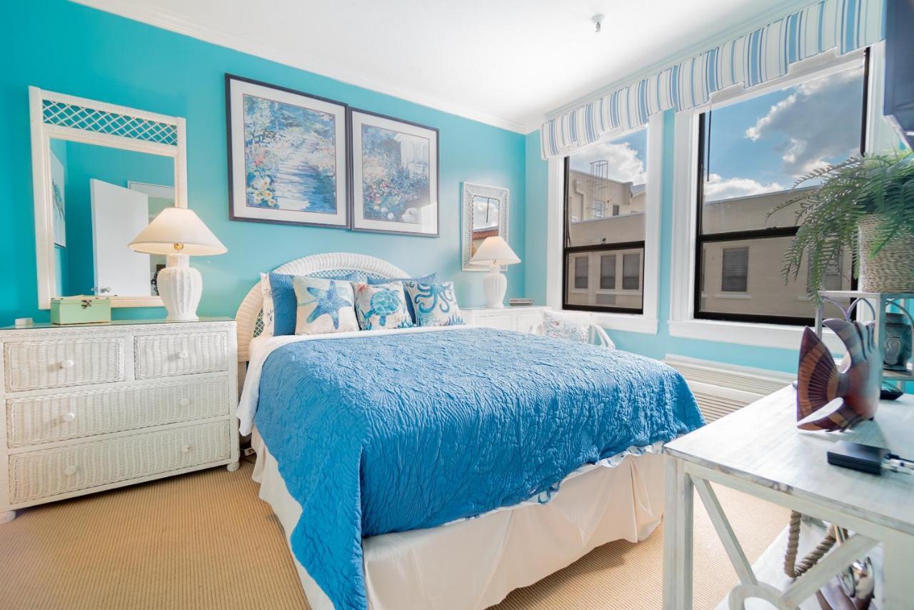 Palm Beach Island Condominiums ภายนอก รูปภาพ