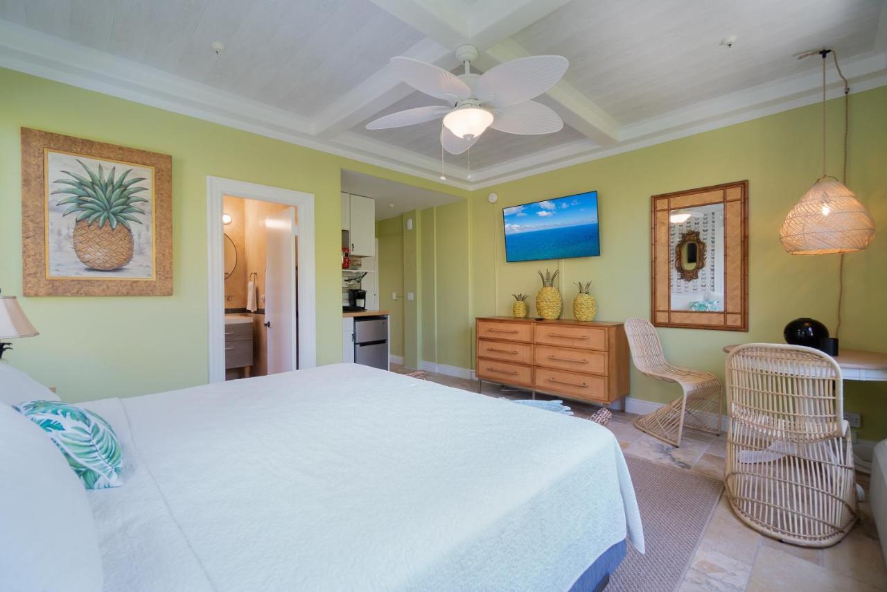 Palm Beach Island Condominiums ภายนอก รูปภาพ